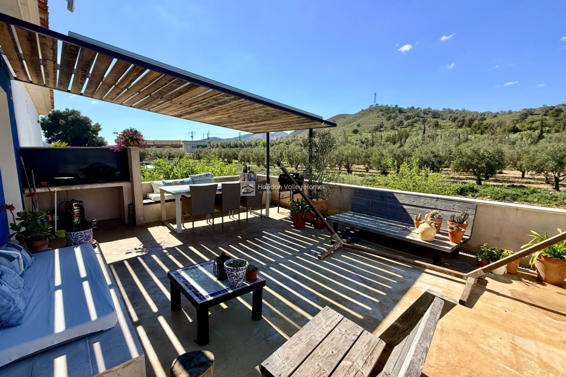 Resale - Villa - Hondon De Las Nieves