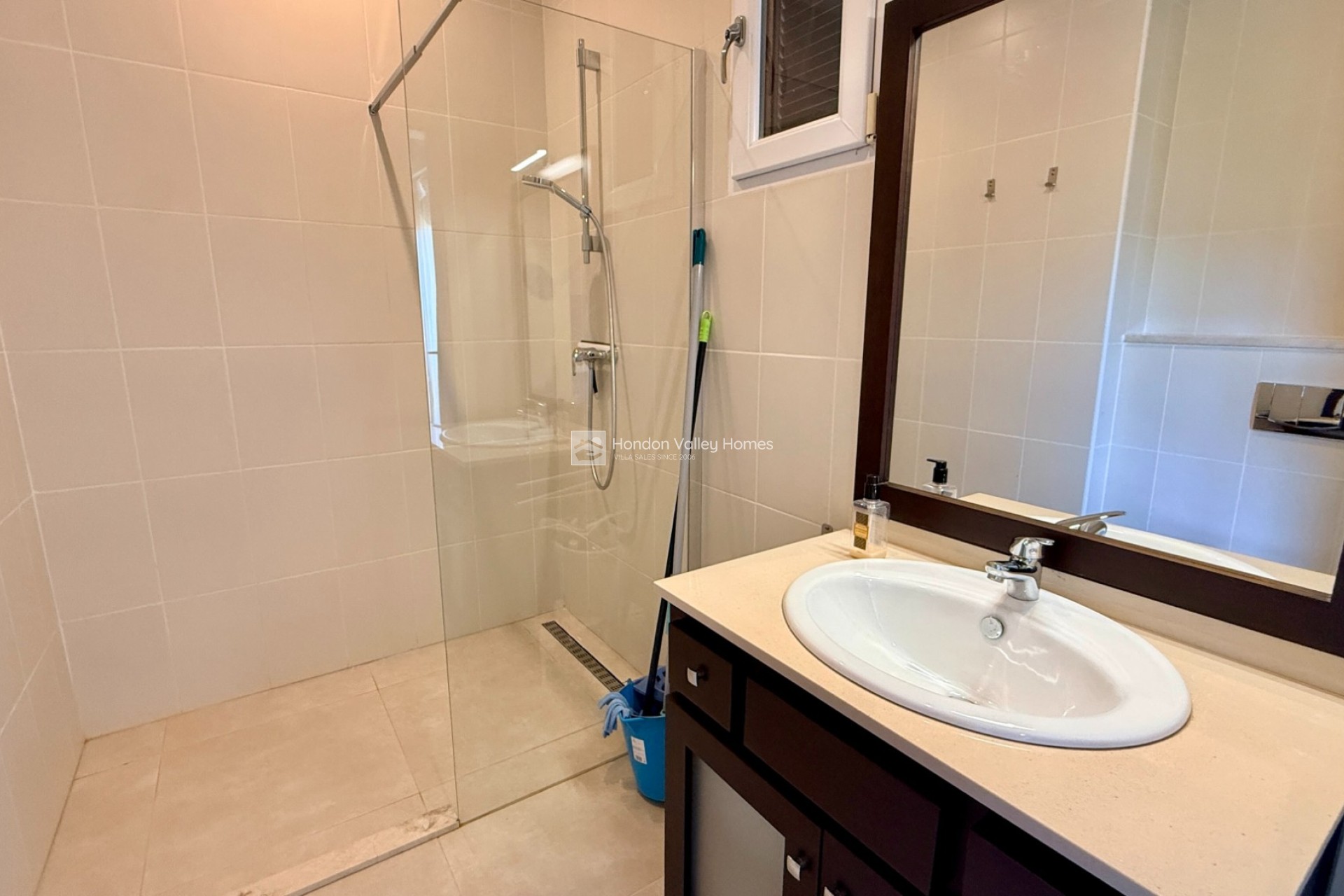 Resale - Villa - Hondon De Las Nieves