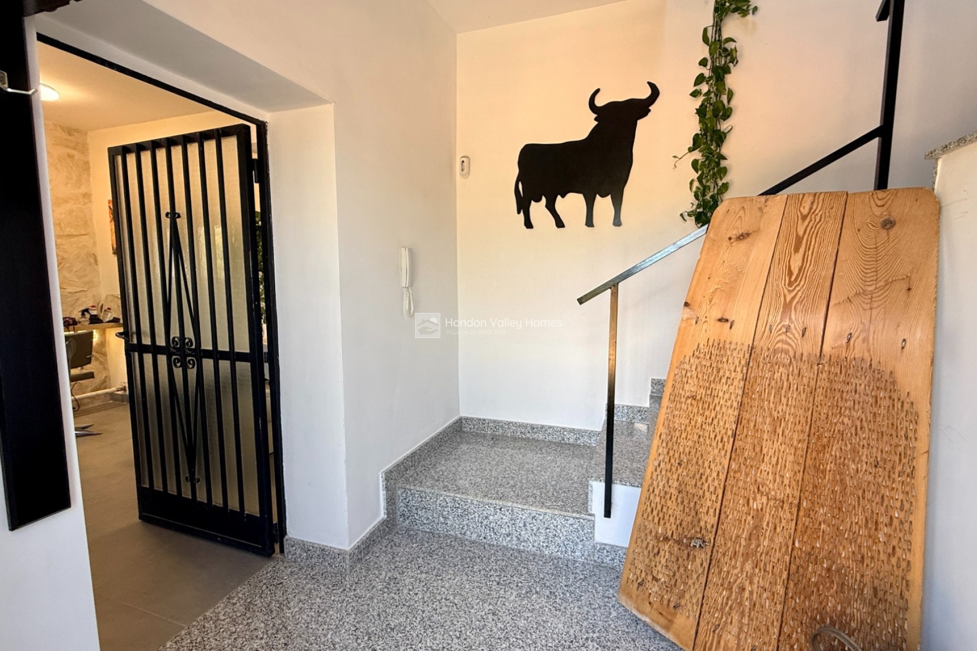 Resale - Villa - Hondon De Las Nieves