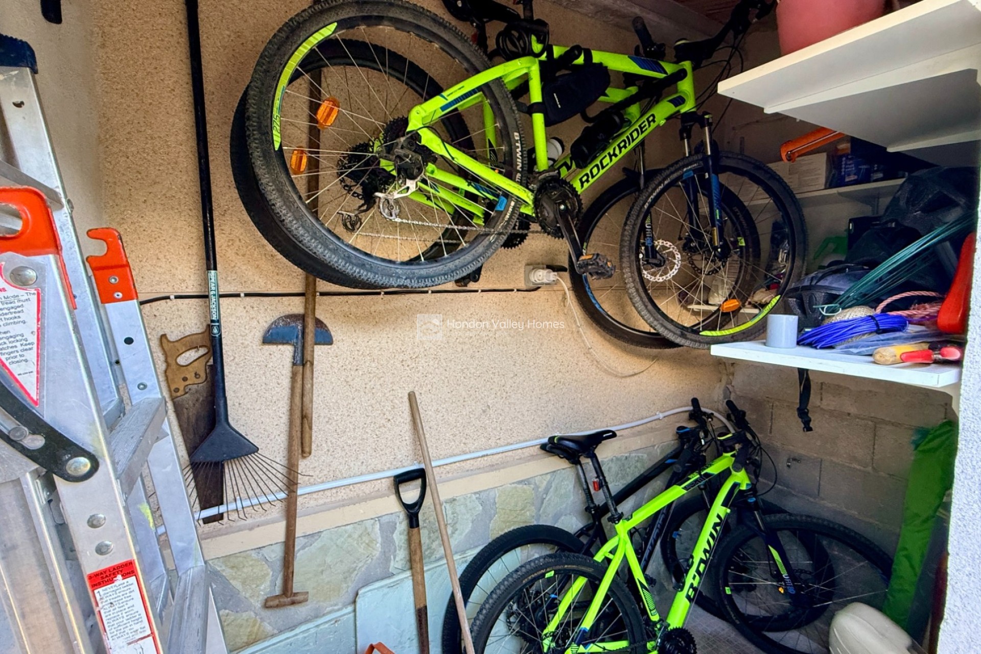 Resale - Villa - Hondón de las Nieves