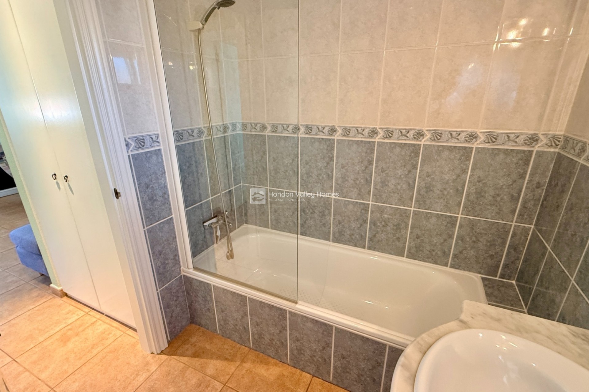 Resale - Villa - Hondón de las Nieves