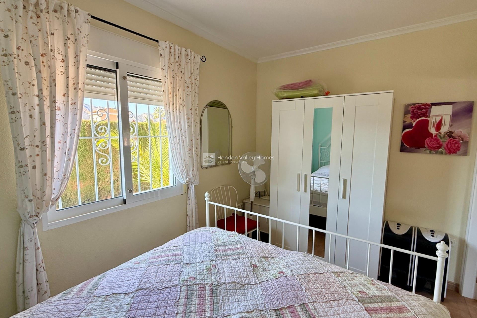 Resale - Villa - Hondón de las Nieves