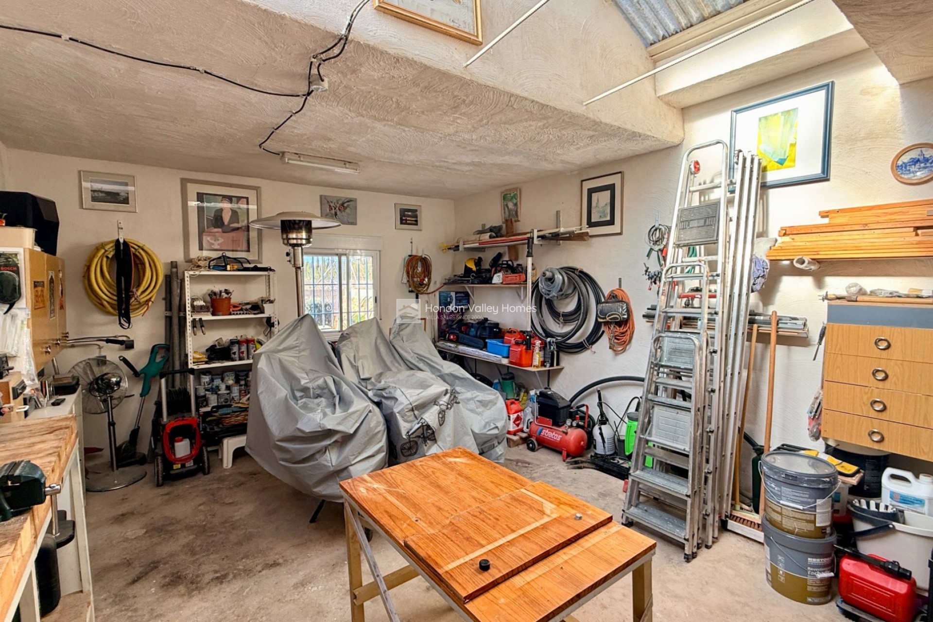 Resale - Villa - Hondón de las Nieves