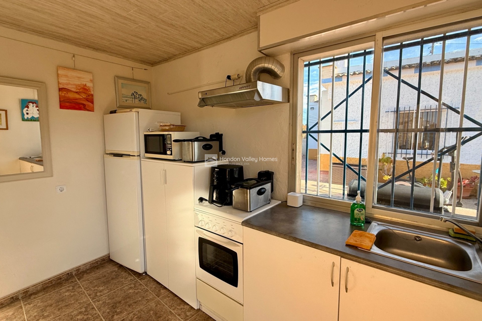 Resale - Villa - Hondón de las Nieves