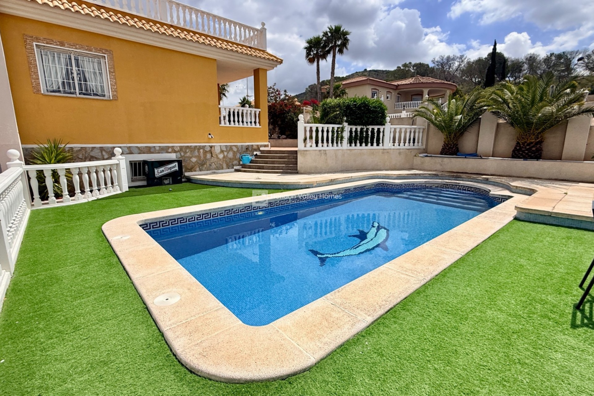 Resale - Villa - Hondón de las Nieves