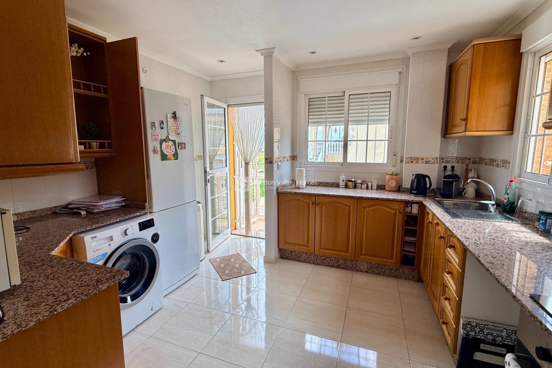 Resale - Villa - Hondón de las Nieves