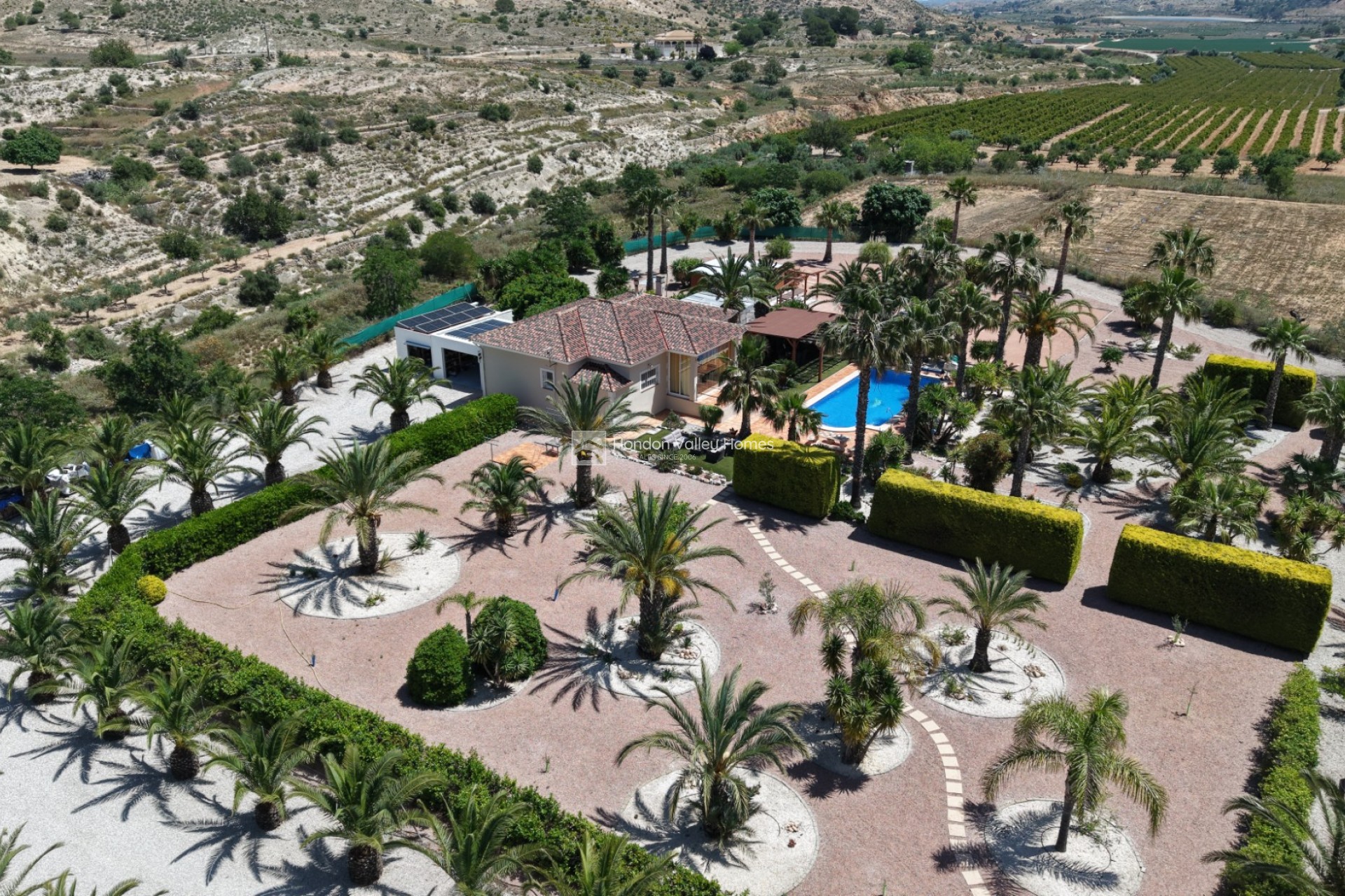 Resale - Villa - Hondón de las Nieves