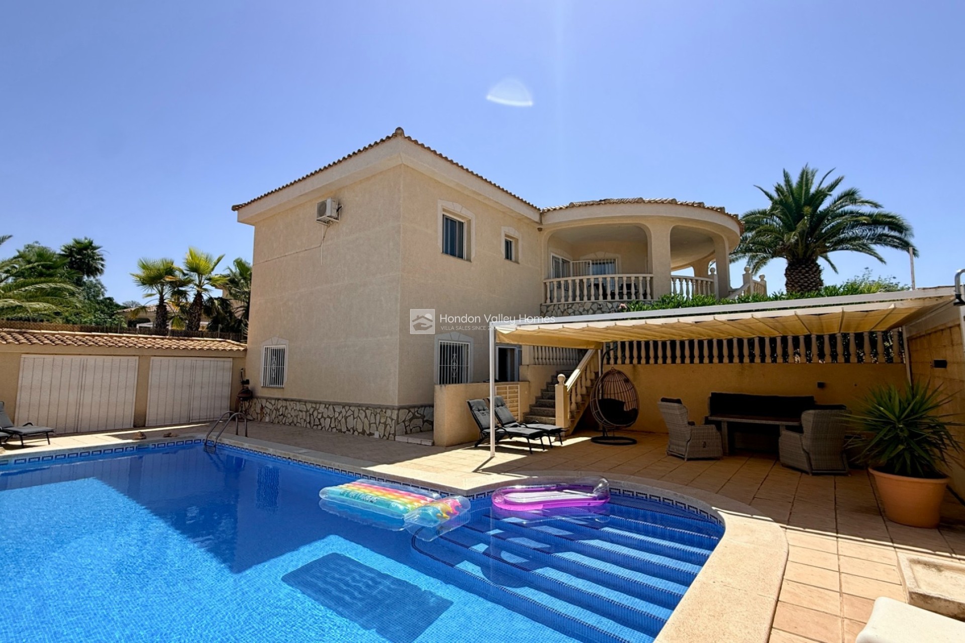 Resale - Villa - Hondón de las Nieves