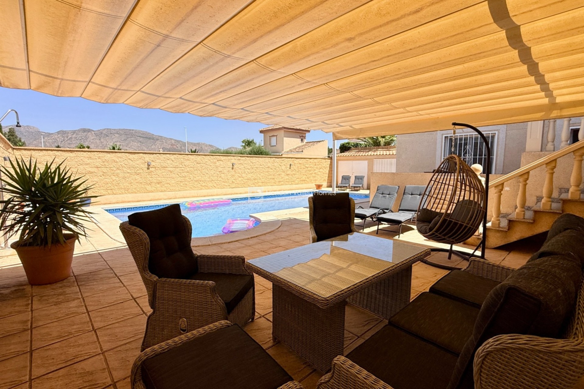 Resale - Villa - Hondón de las Nieves