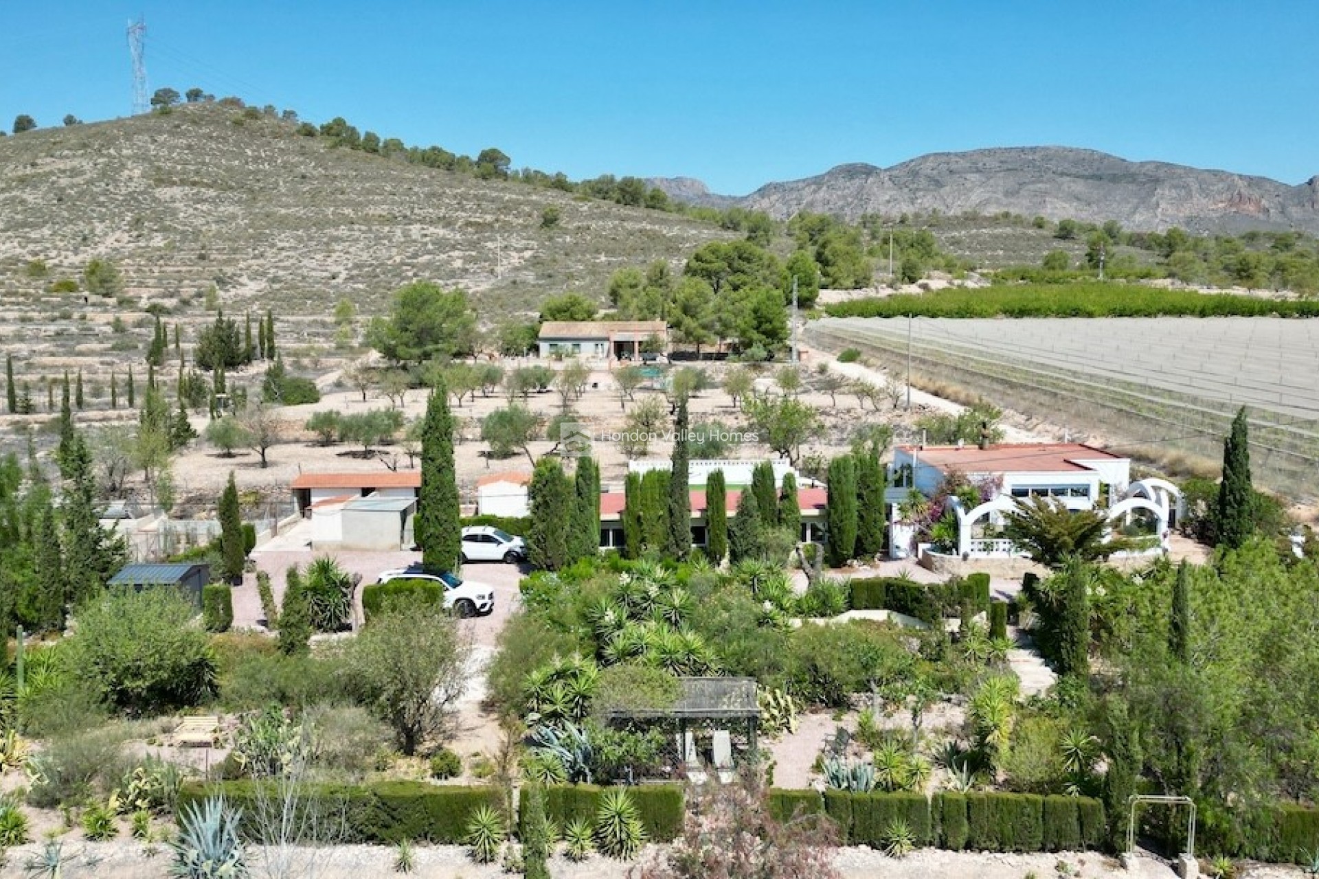 Resale - Villa - HONDON DE LAS NIEVES