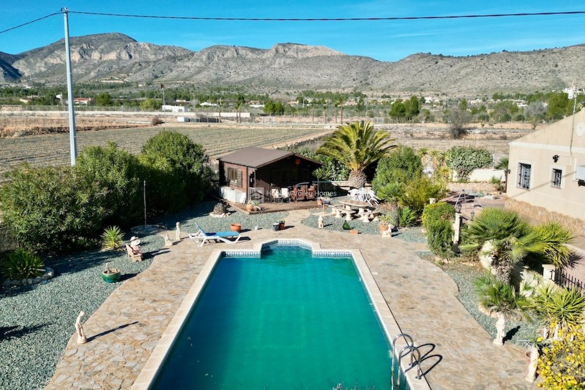 Resale - Villa - HONDON DE LAS NIEVES