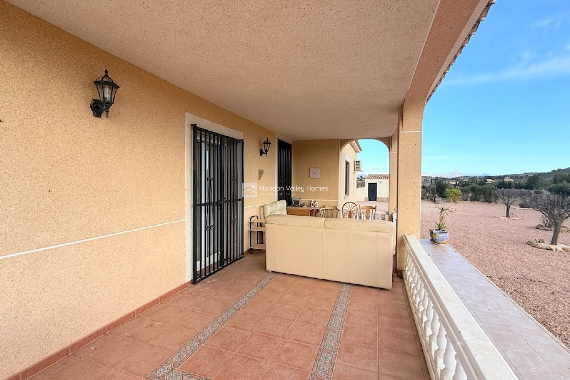 Resale - Villa - HONDON DE LAS NIEVES