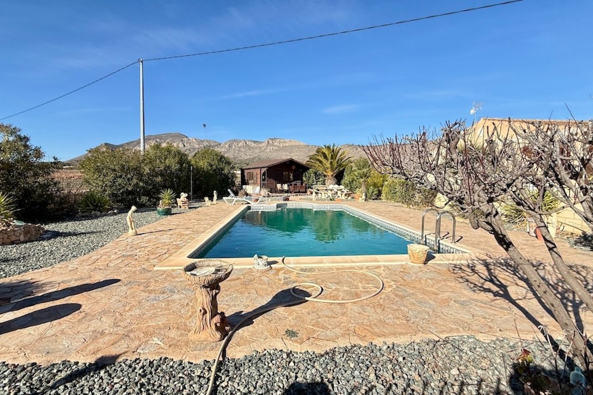 Resale - Villa - HONDON DE LAS NIEVES