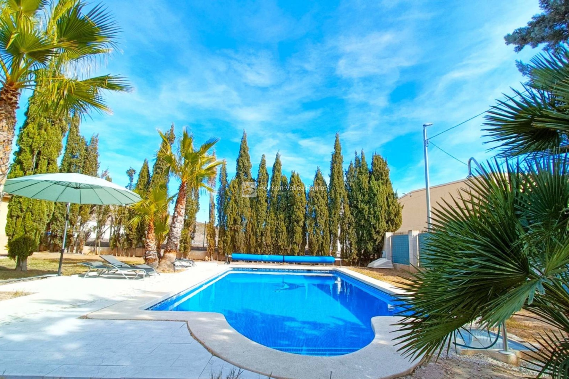 Resale - Villa - HONDON DE LOS FRAILES