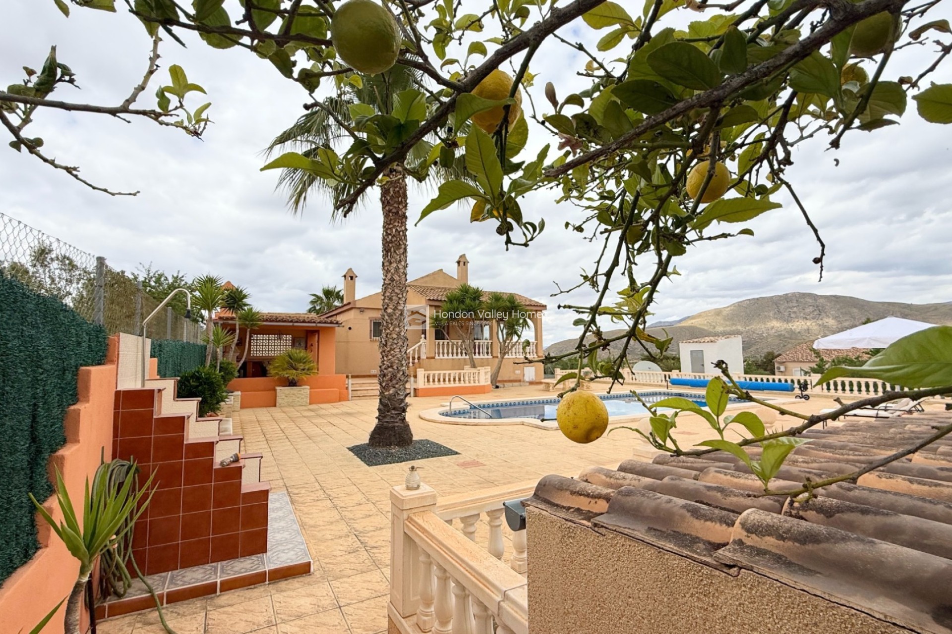 Resale - Villa - Hondón de los Fráiles