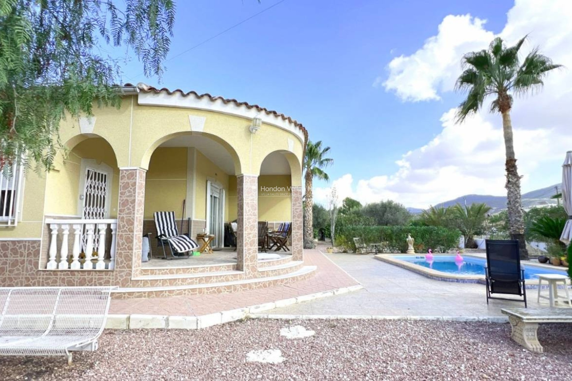 Resale - Villa - HONDON DE LOS FRAILES