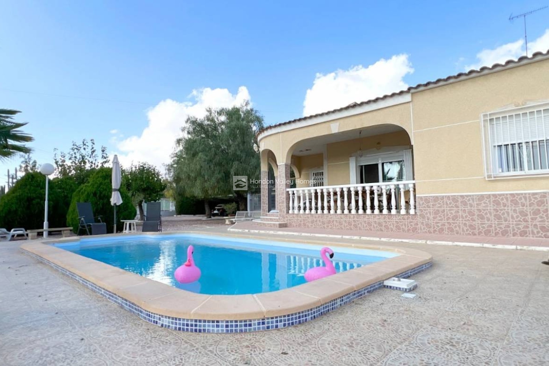 Resale - Villa - HONDON DE LOS FRAILES