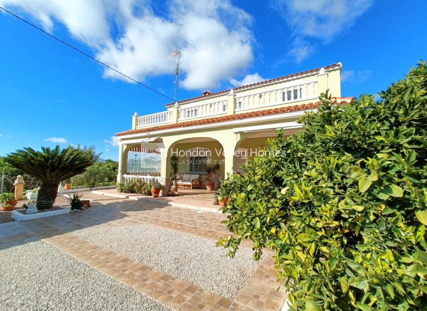 Resale - Villa - Hondón de los Fráiles