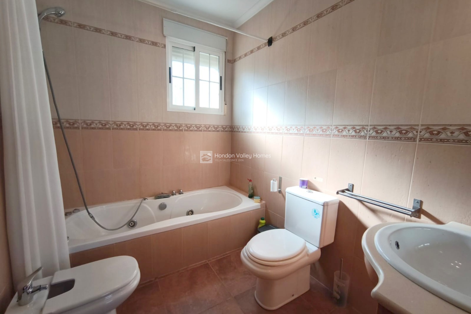 Resale - Villa - Hondón de los Fráiles