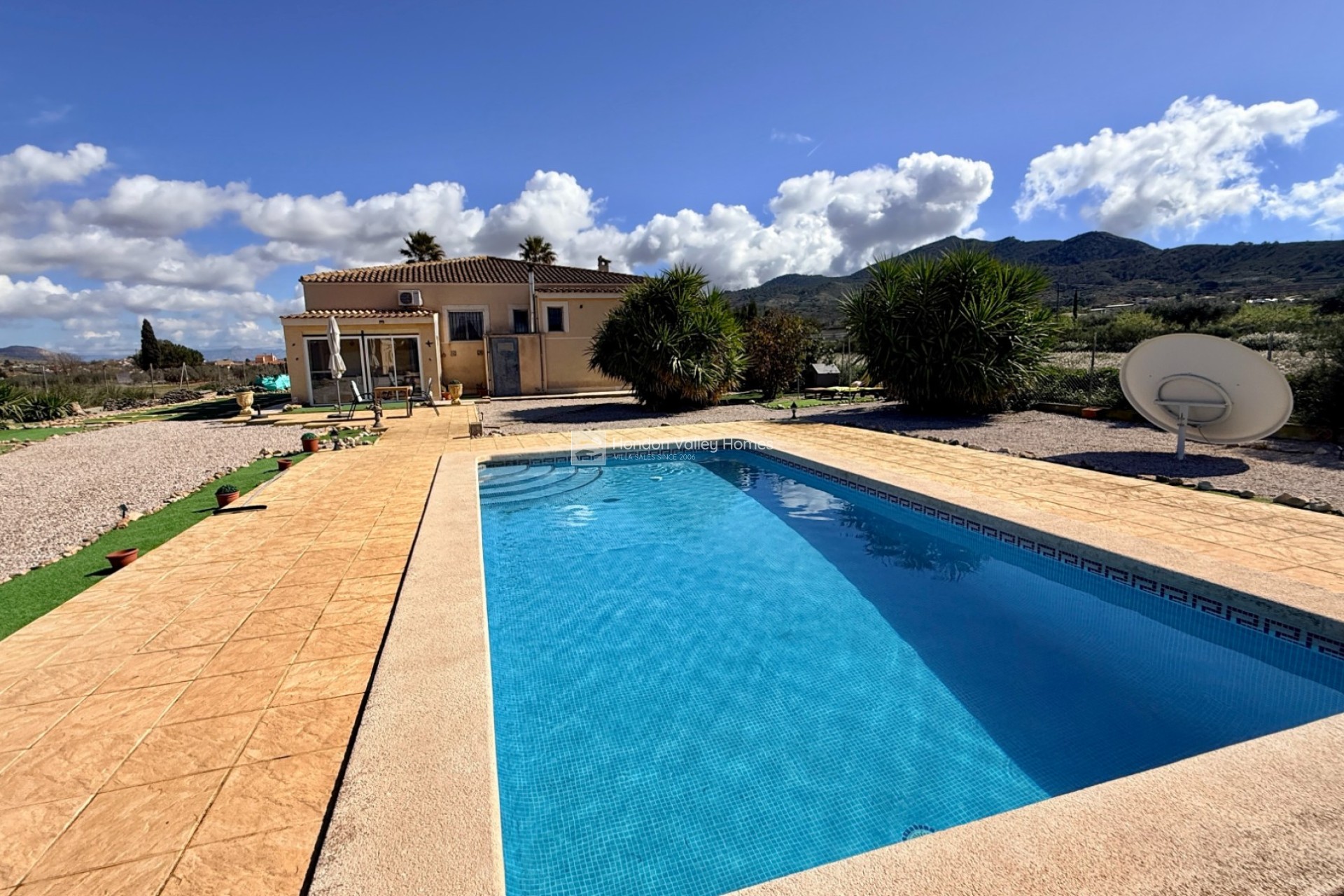 Resale - Villa - Hondón de los Fráiles