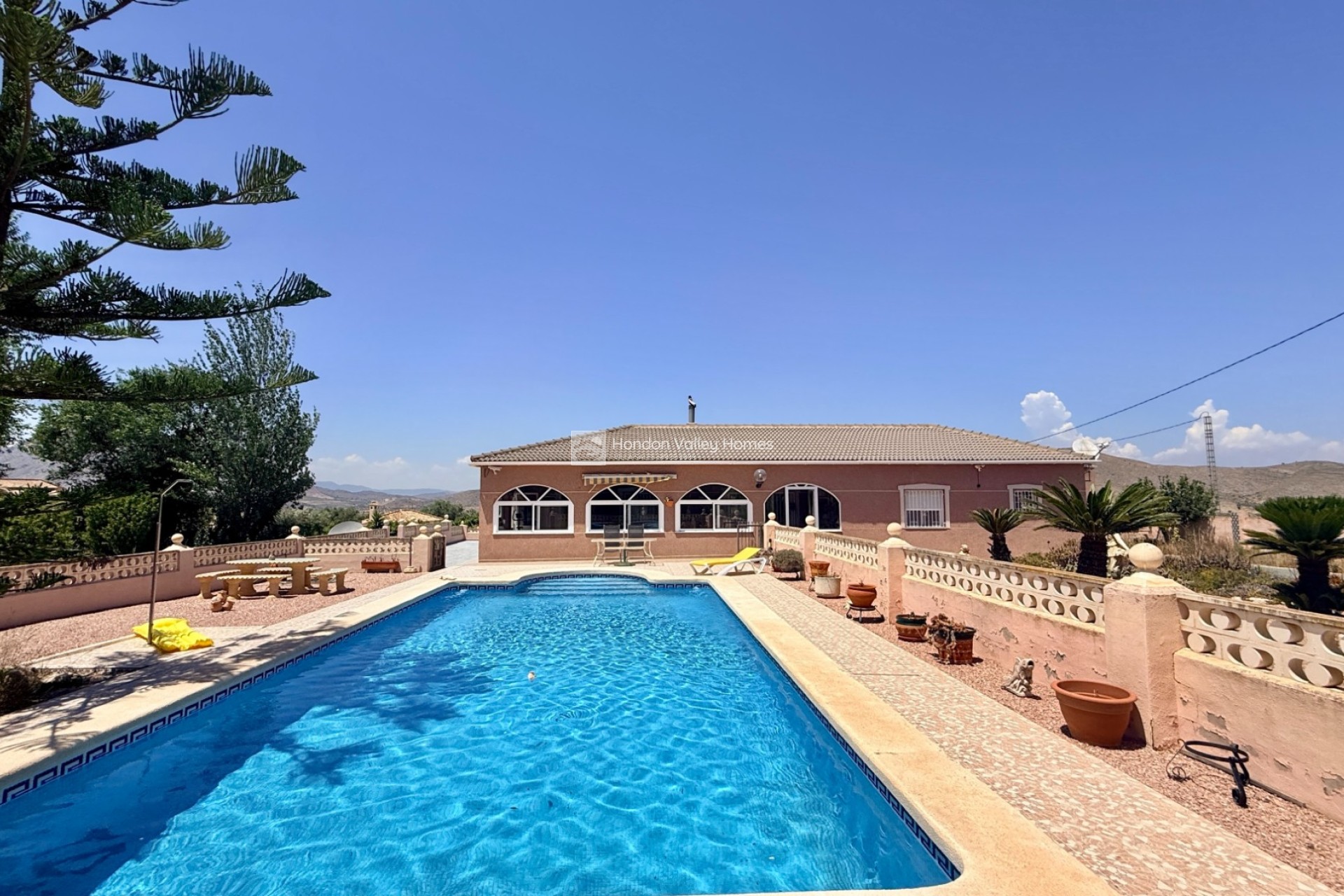 Resale - Villa - Hondón de los Fráiles