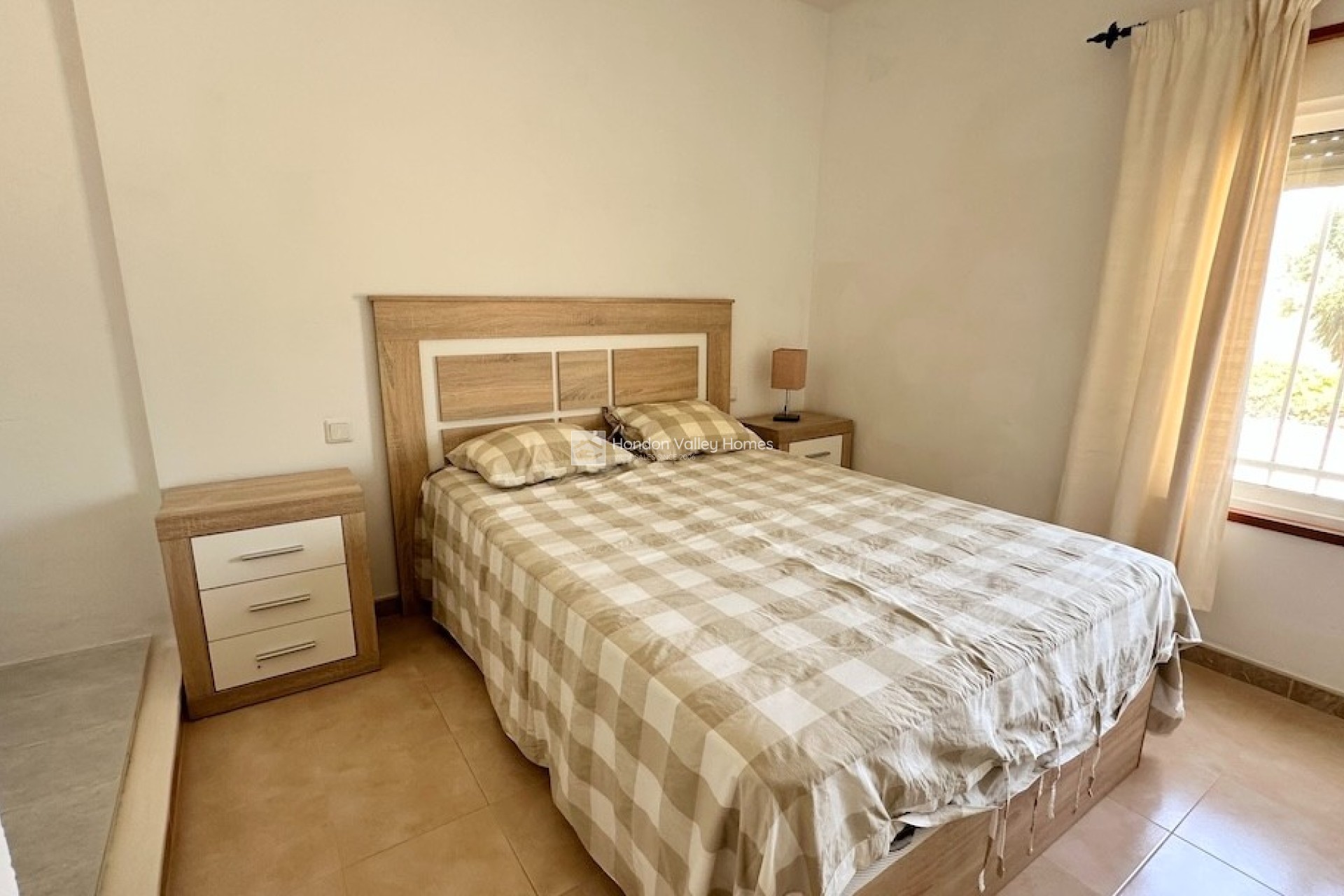 Resale - Villa - HONDON DE LOS FRAILES