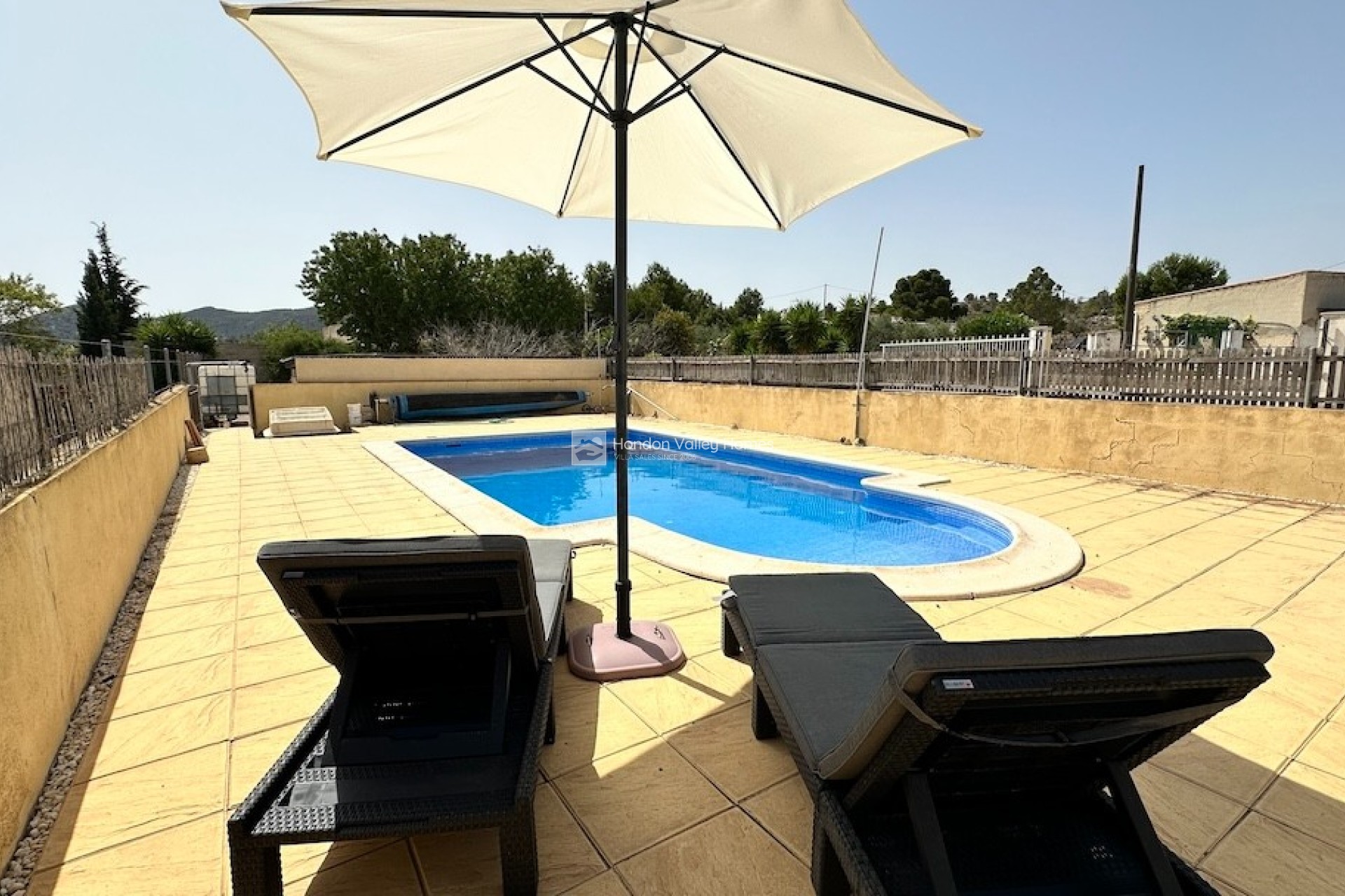 Resale - Villa - HONDON DE LOS FRAILES