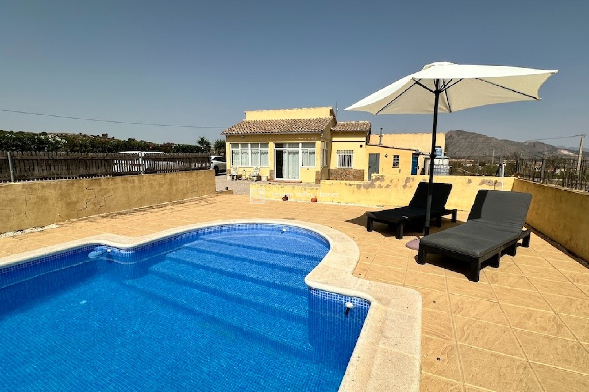 Resale - Villa - HONDON DE LOS FRAILES