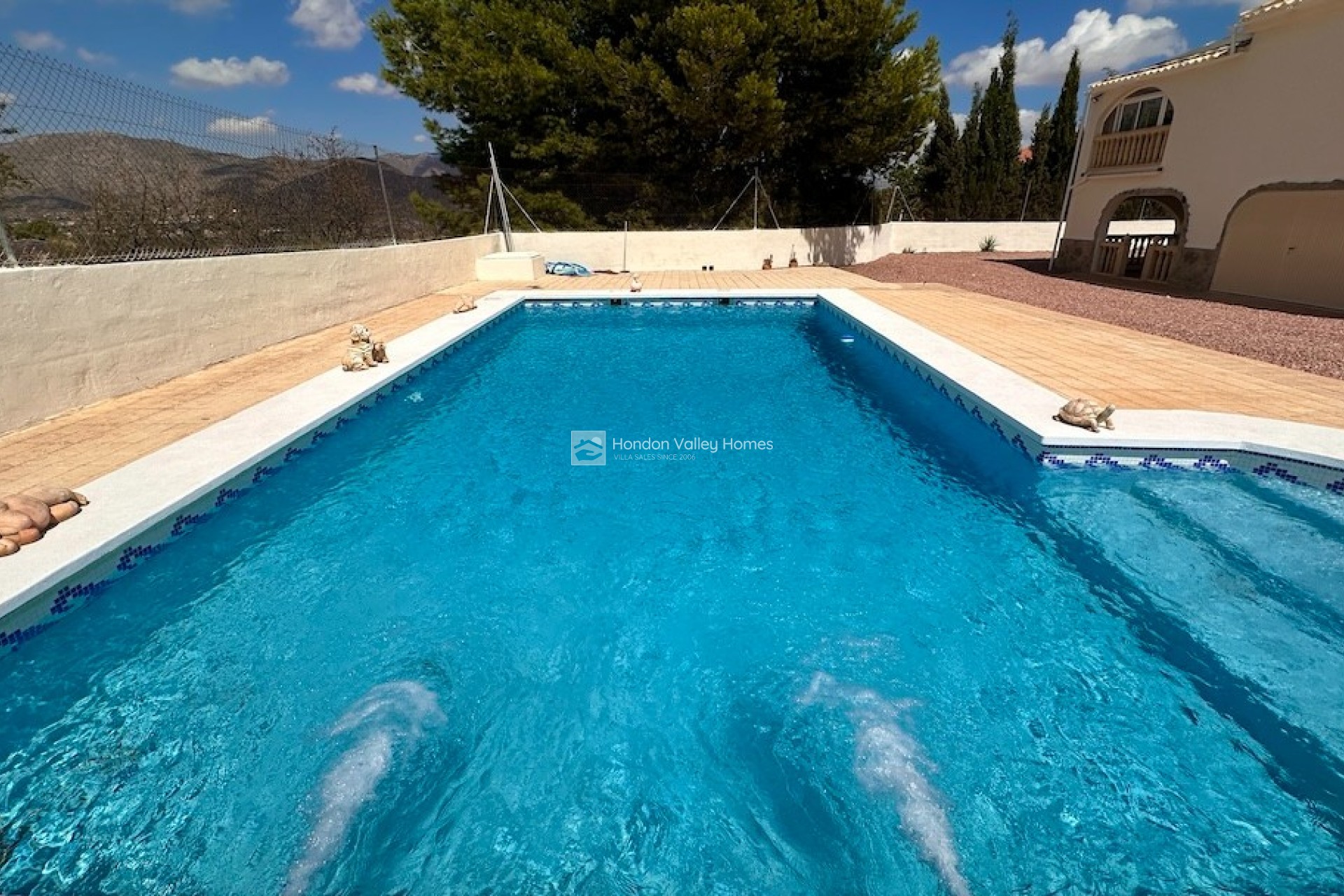 Resale - Villa - HONDON DE LOS FRAILES