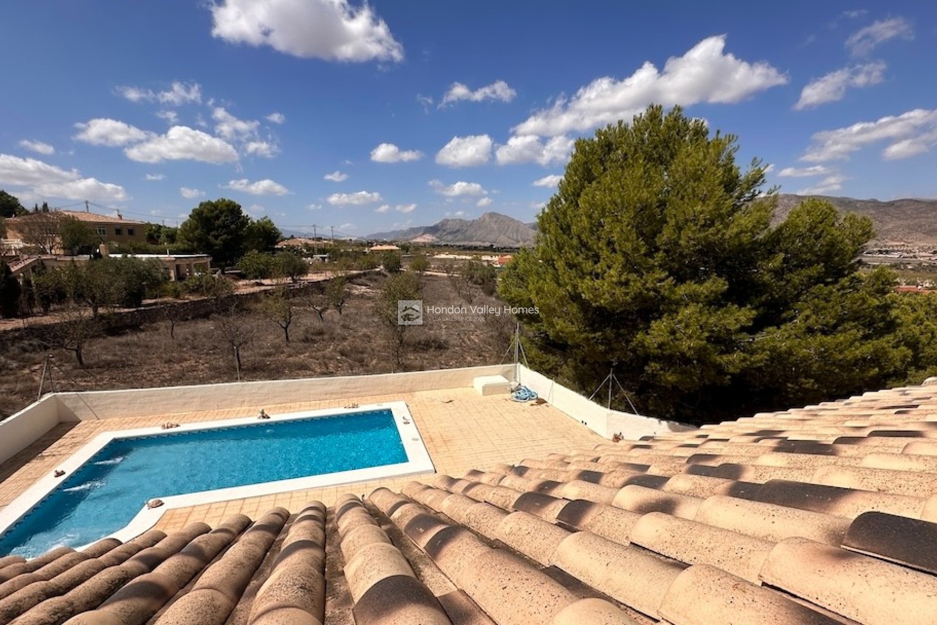 Resale - Villa - HONDON DE LOS FRAILES