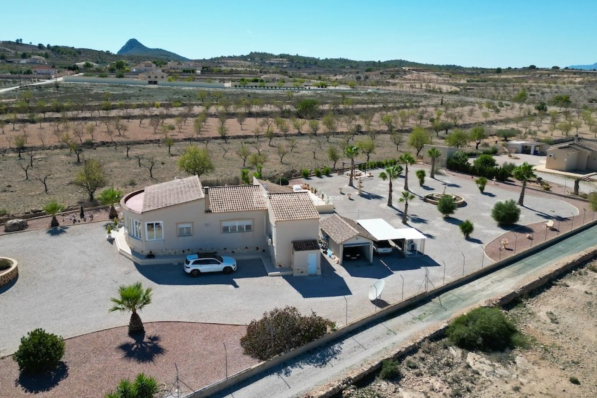 Resale - Villa - HONDON DE LOS FRAILES