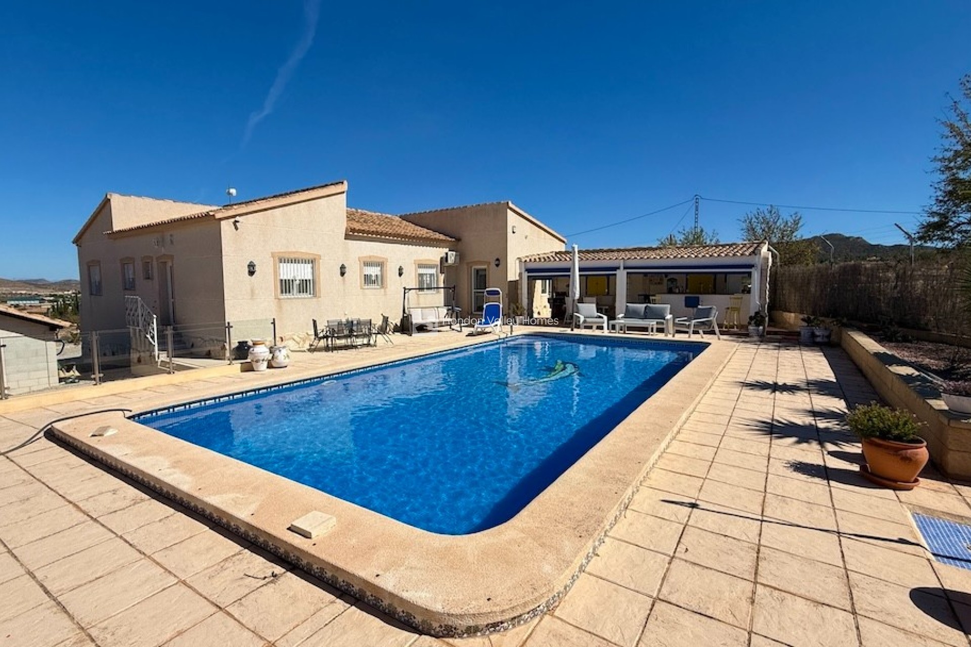 Resale - Villa - HONDON DE LOS FRAILES