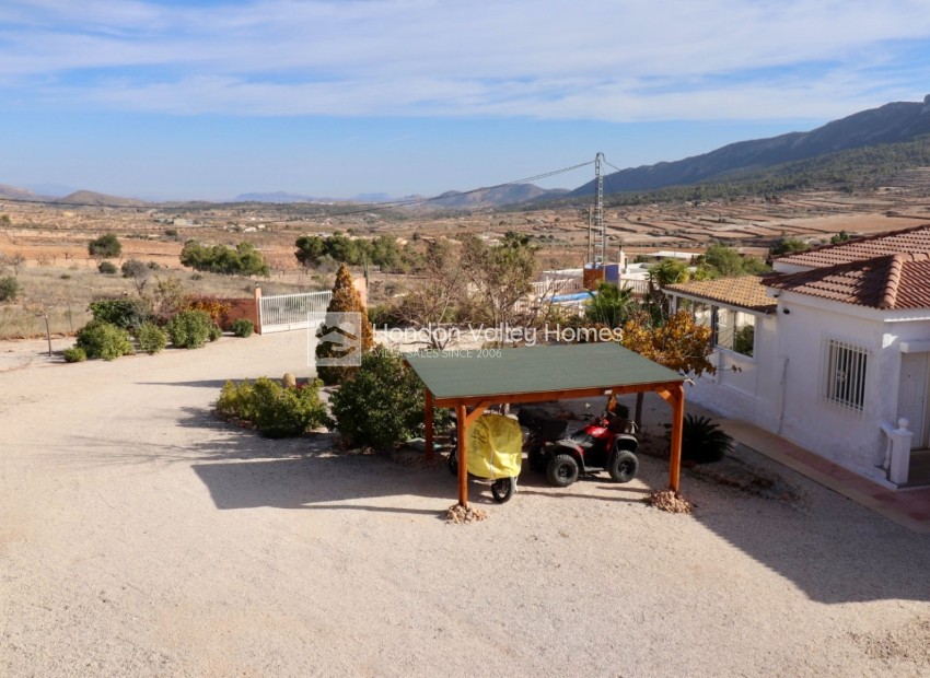 Resale - Villa - La Romana