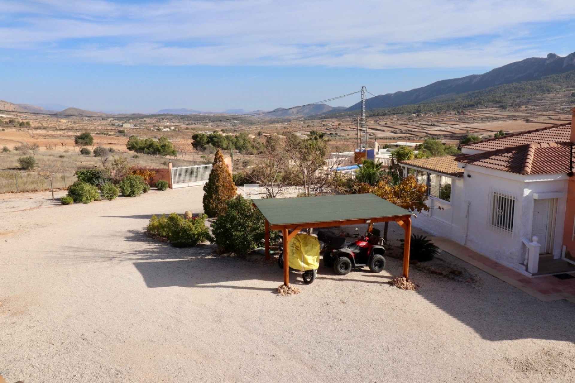 Resale - Villa - La Romana