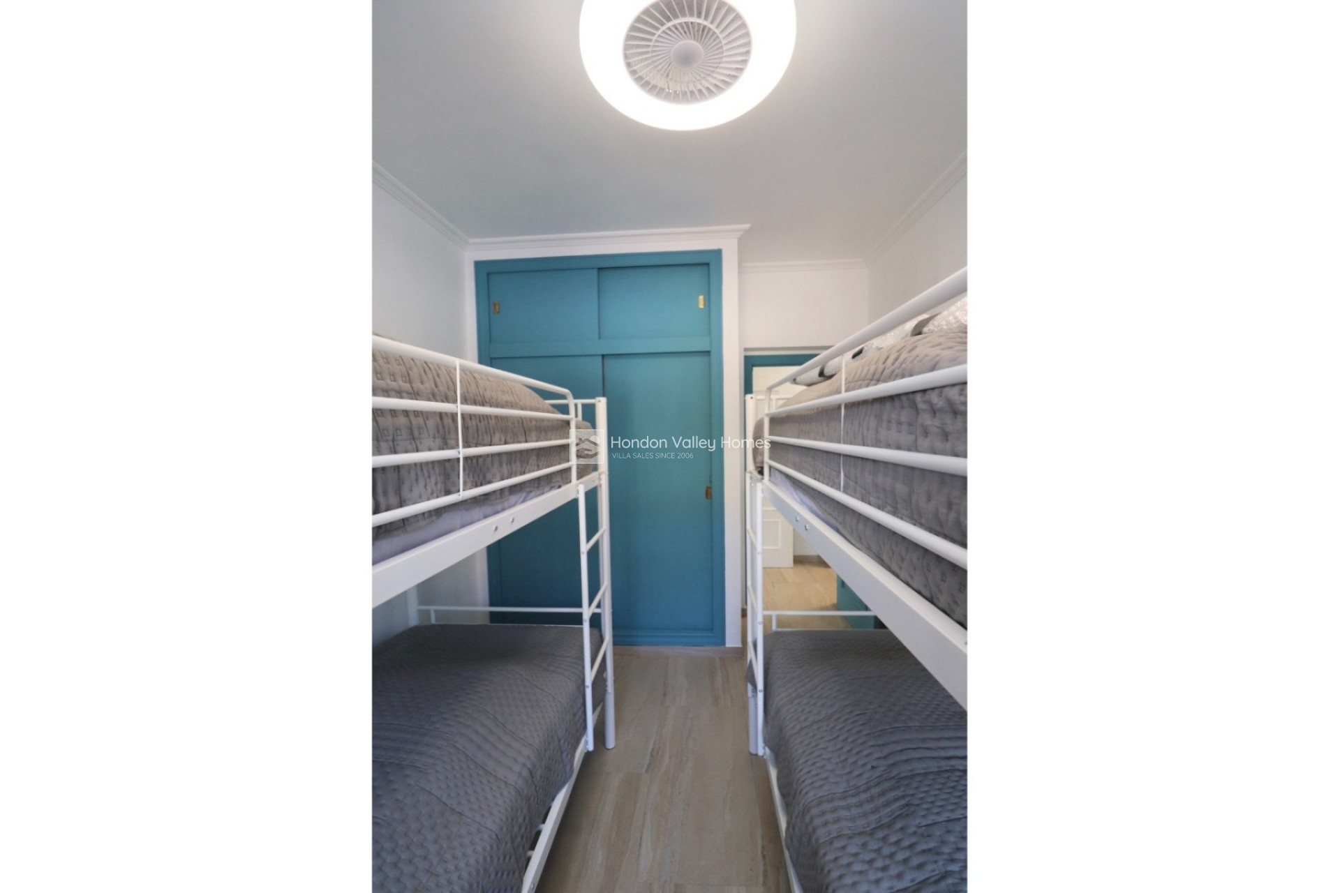 Resale - Villa - La Romana