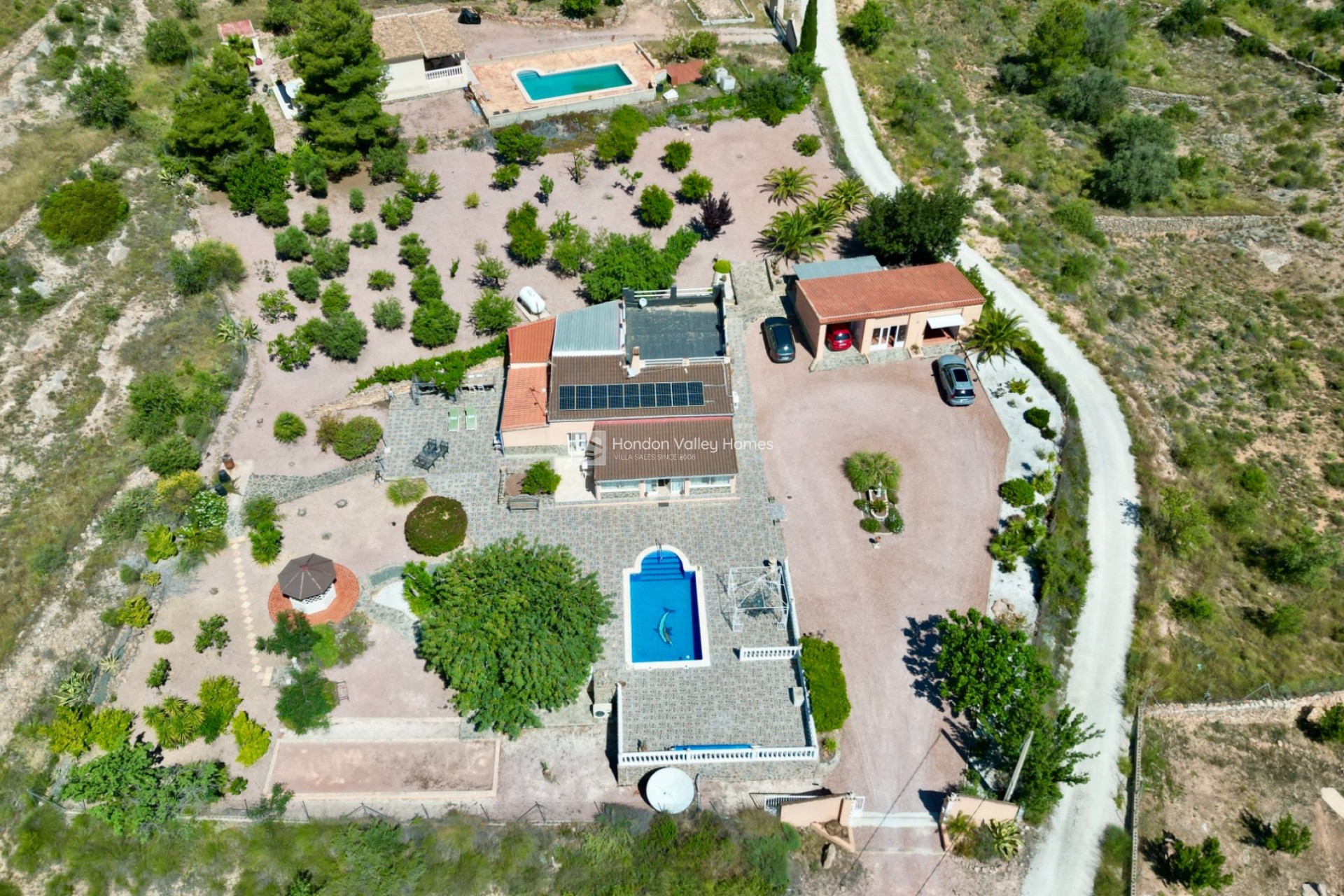 Resale - Villa - La Romana