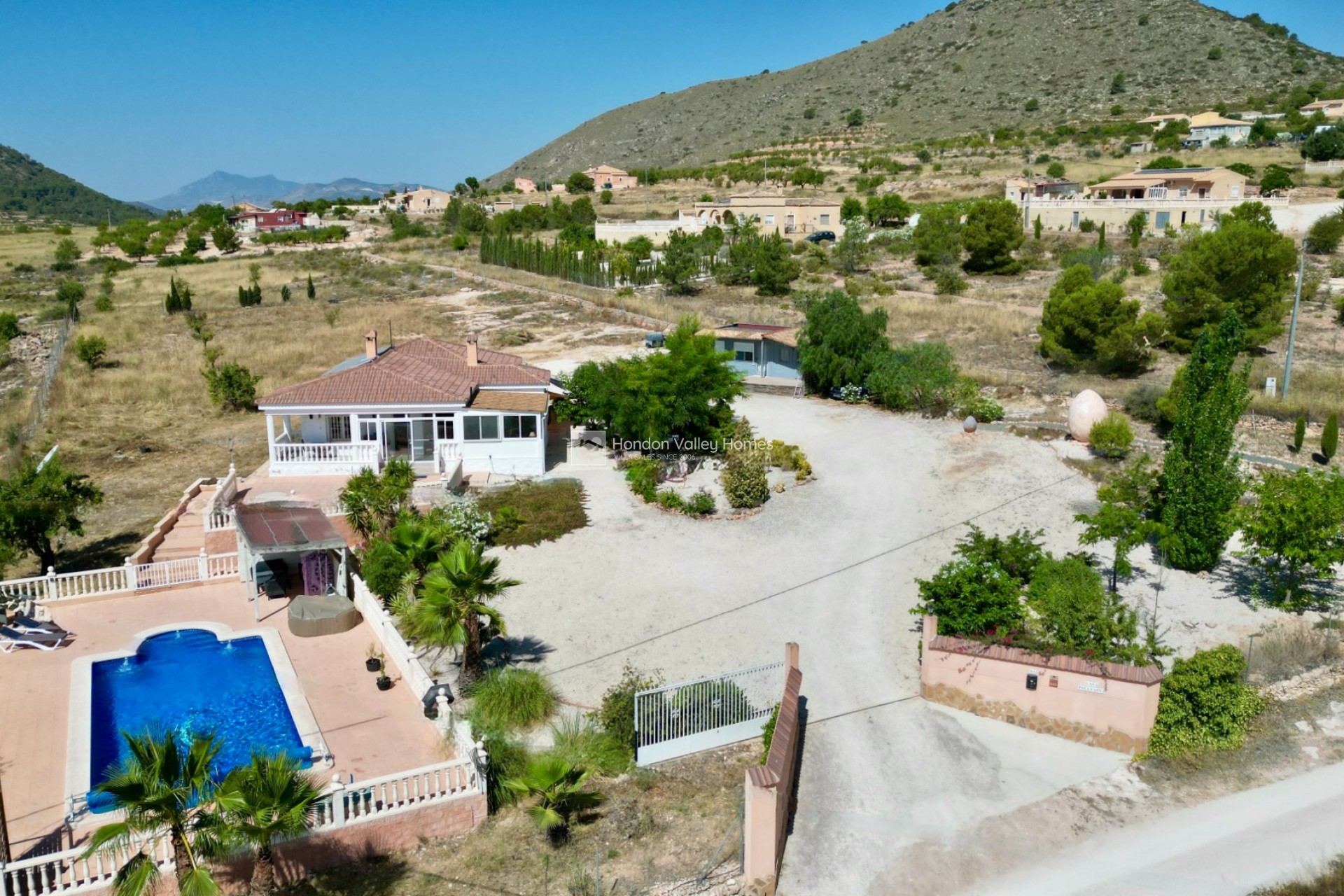 Resale - Villa - La Romana
