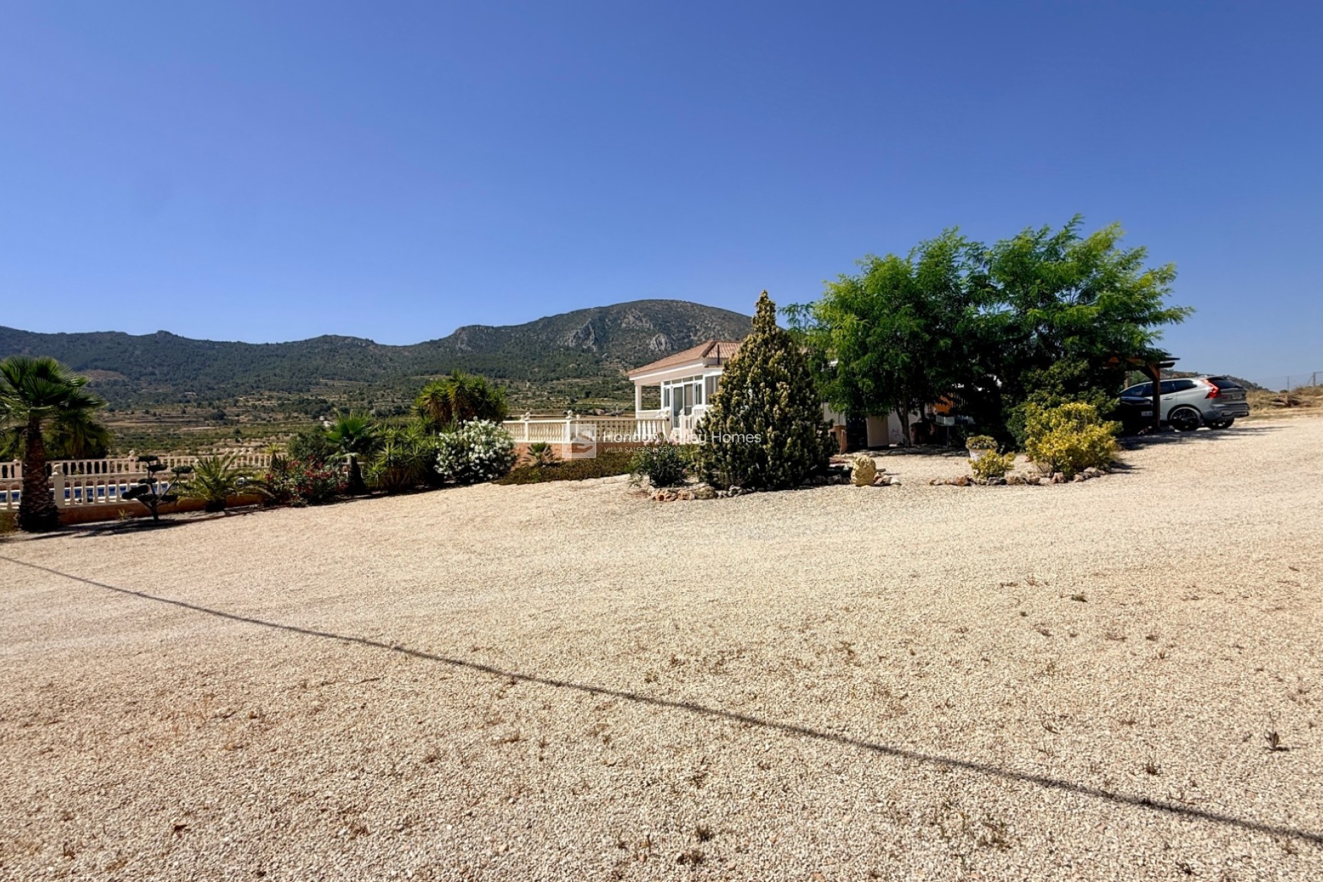 Resale - Villa - La Romana