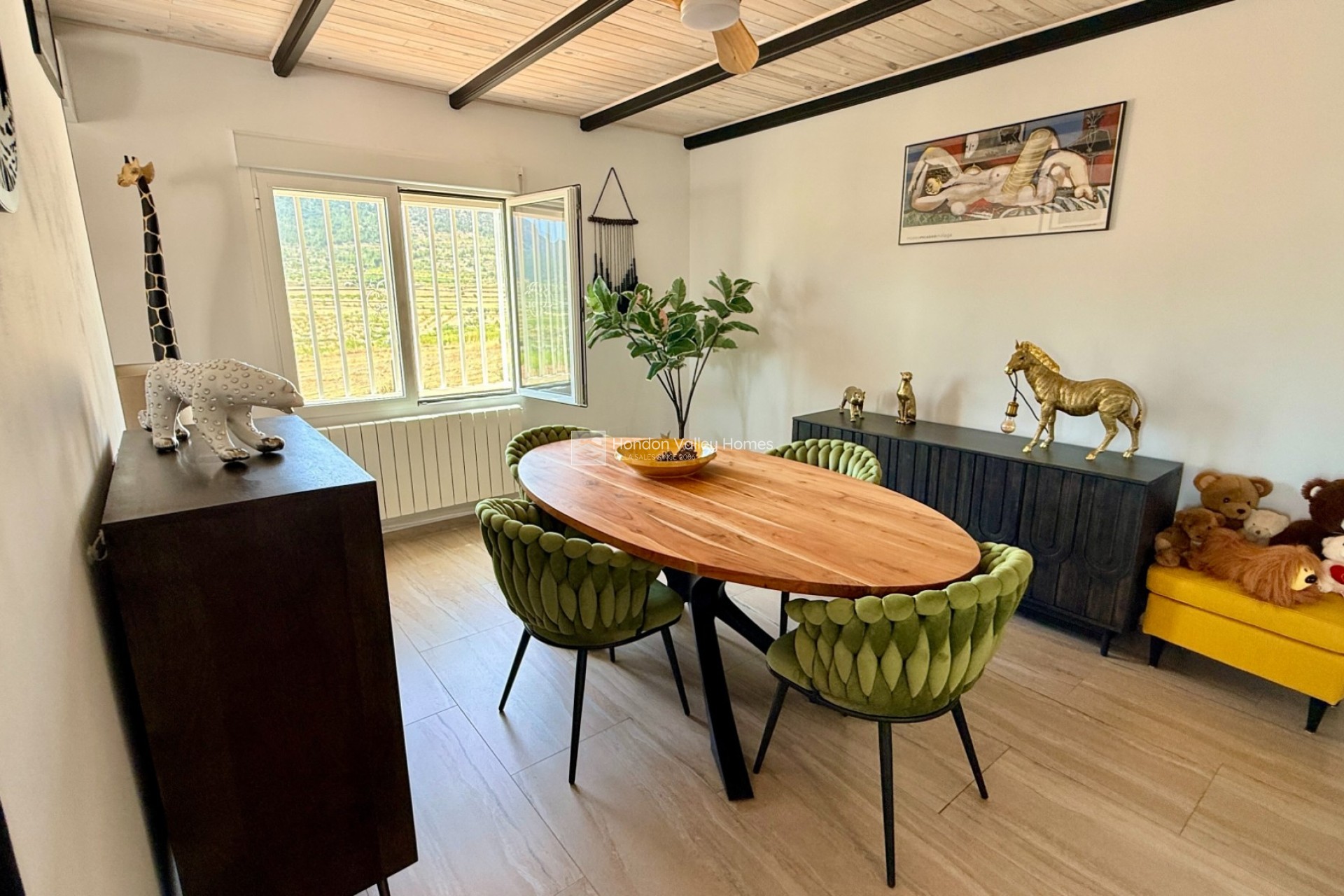 Resale - Villa - La Romana