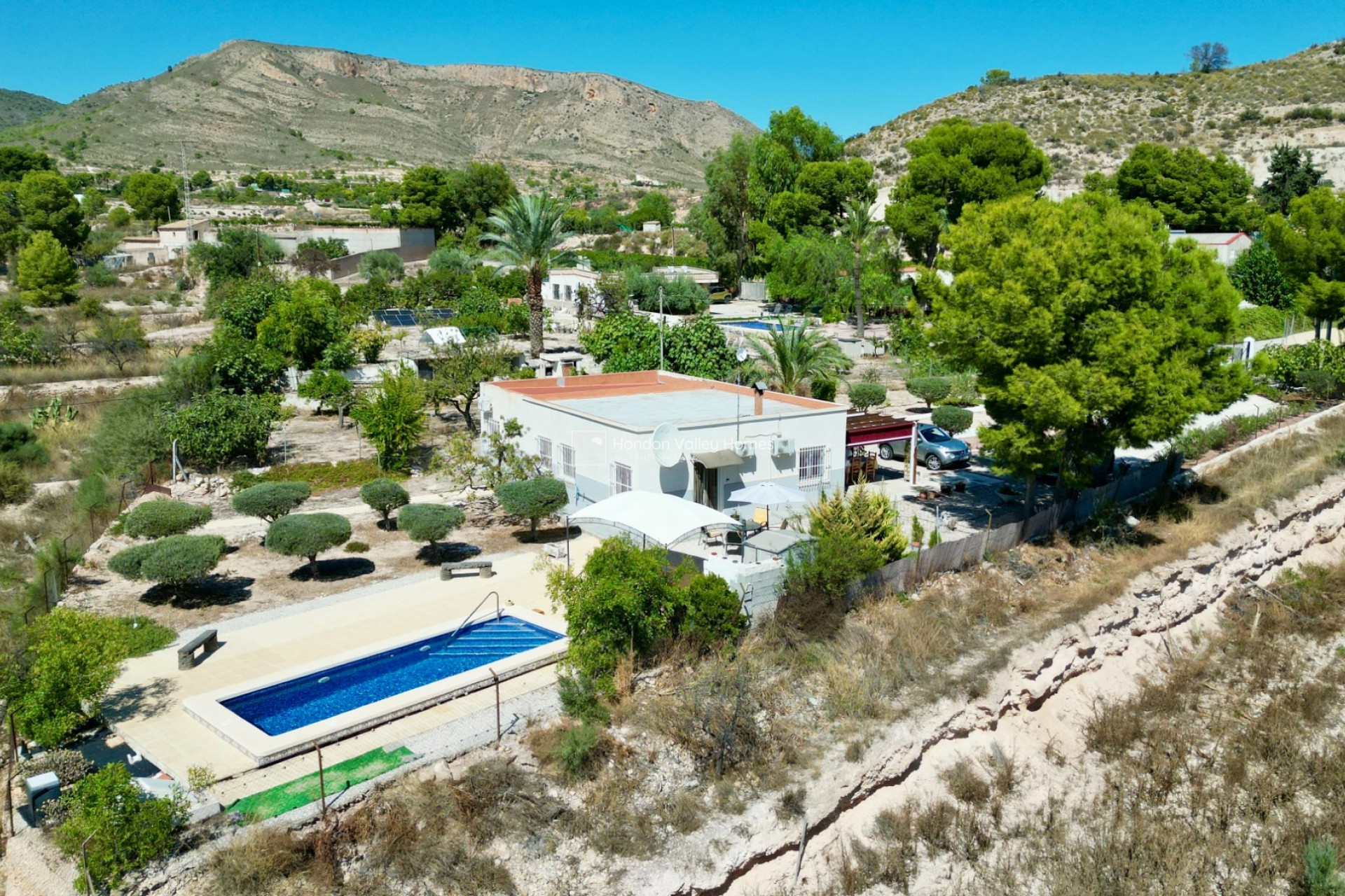 Resale - Villa - La Romana