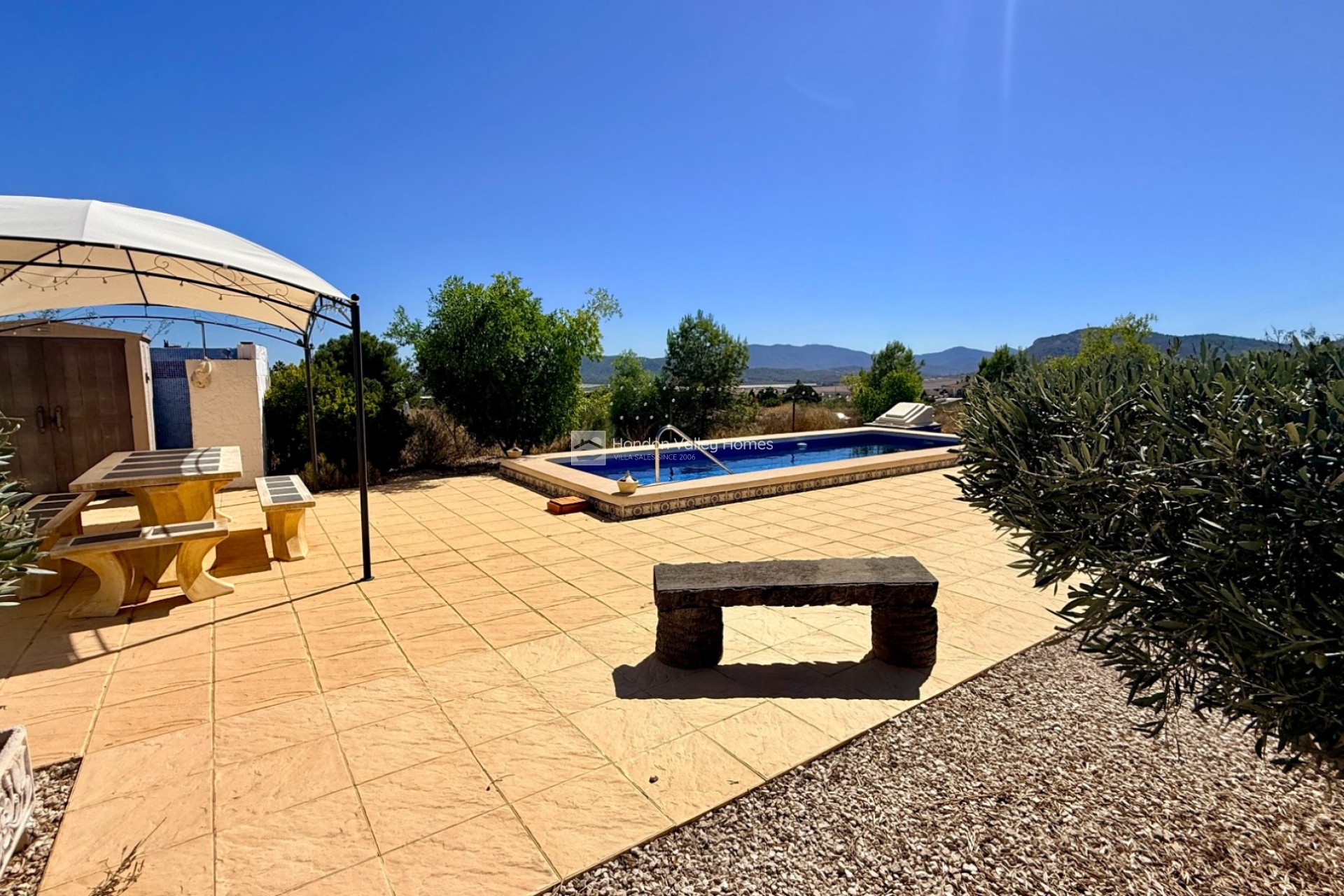 Resale - Villa - La Romana