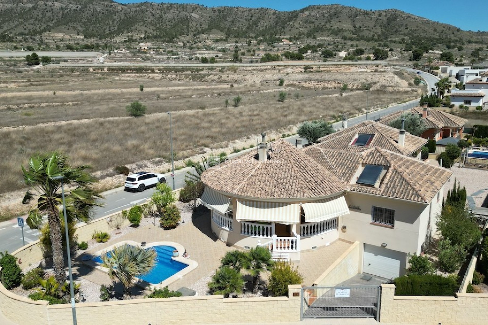 Resale - Villa - LA ROMANA