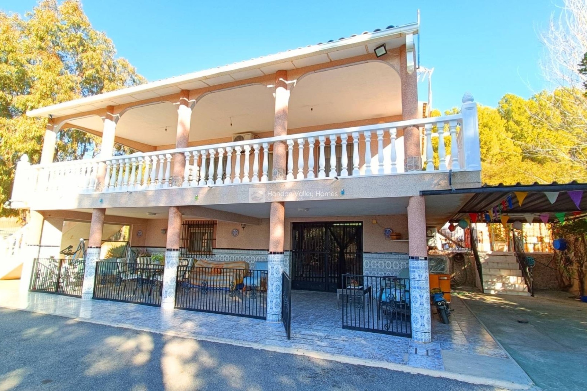 Resale - Villa - La Romana