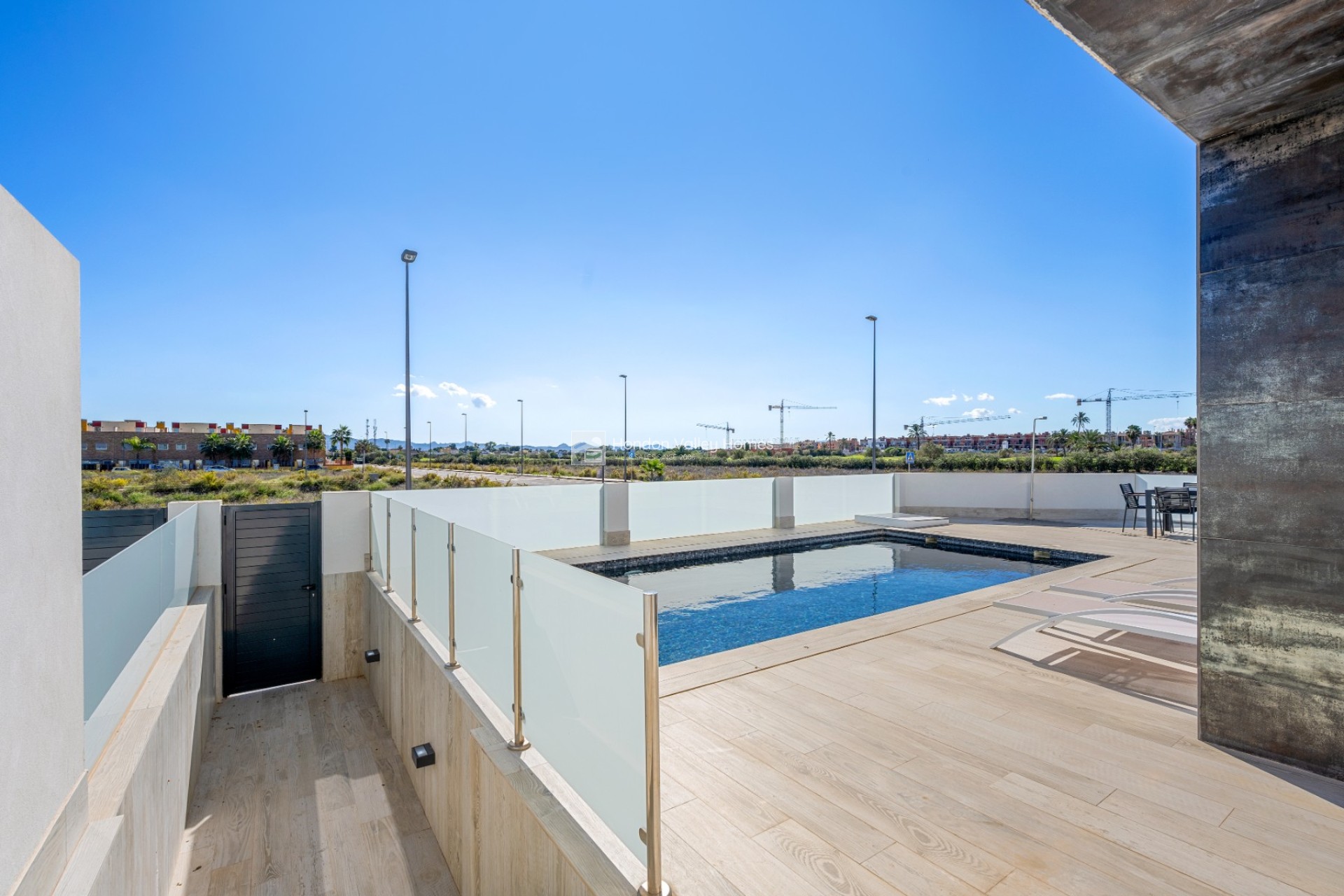 Resale - Villa - Los Alcazares