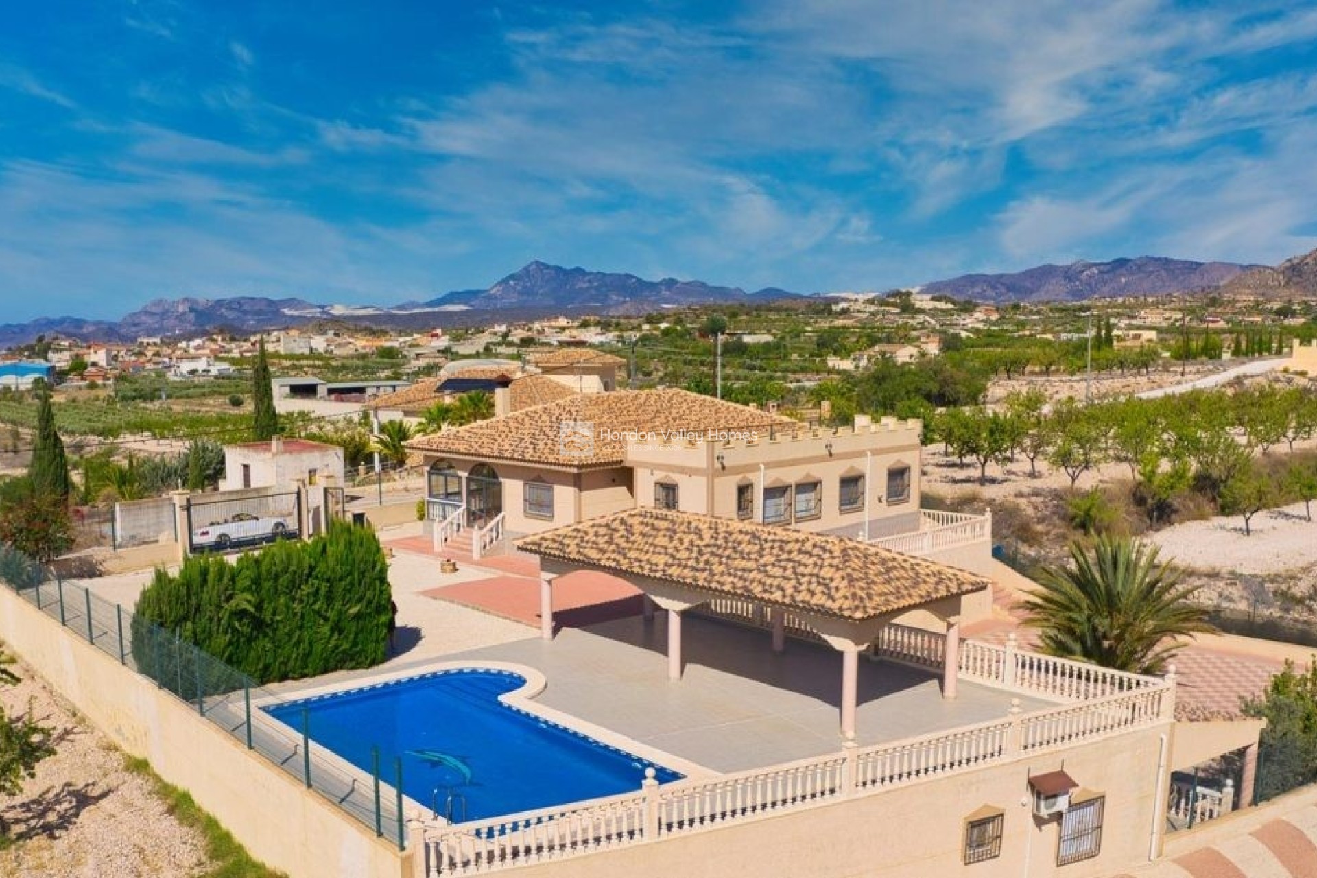 Resale - Villa - Macisvenda