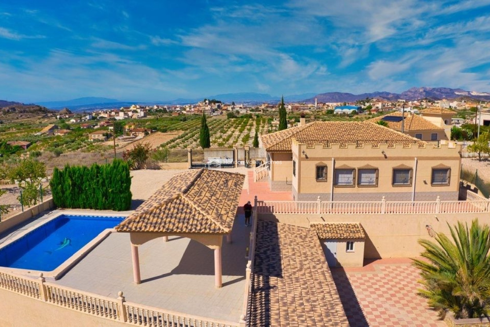 Resale - Villa - Macisvenda