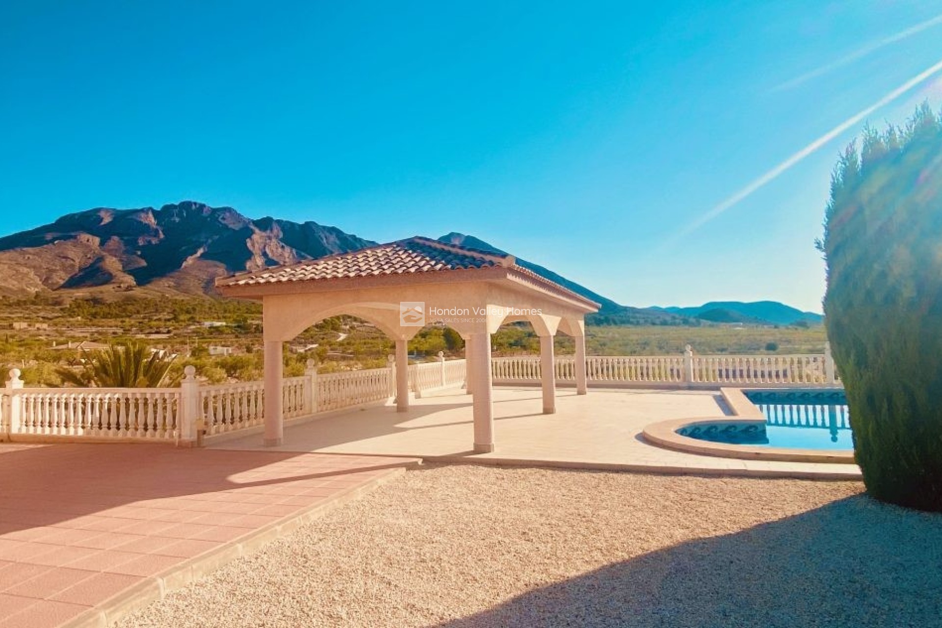 Resale - Villa - Macisvenda