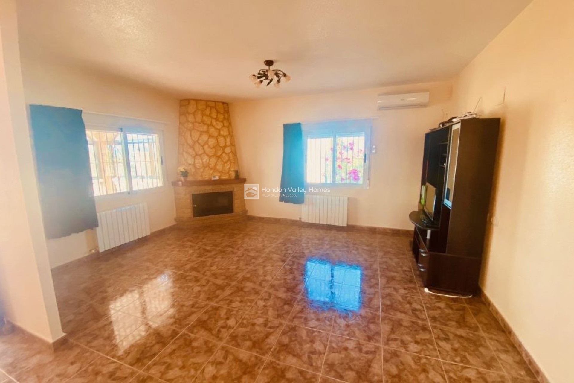 Resale - Villa - Macisvenda