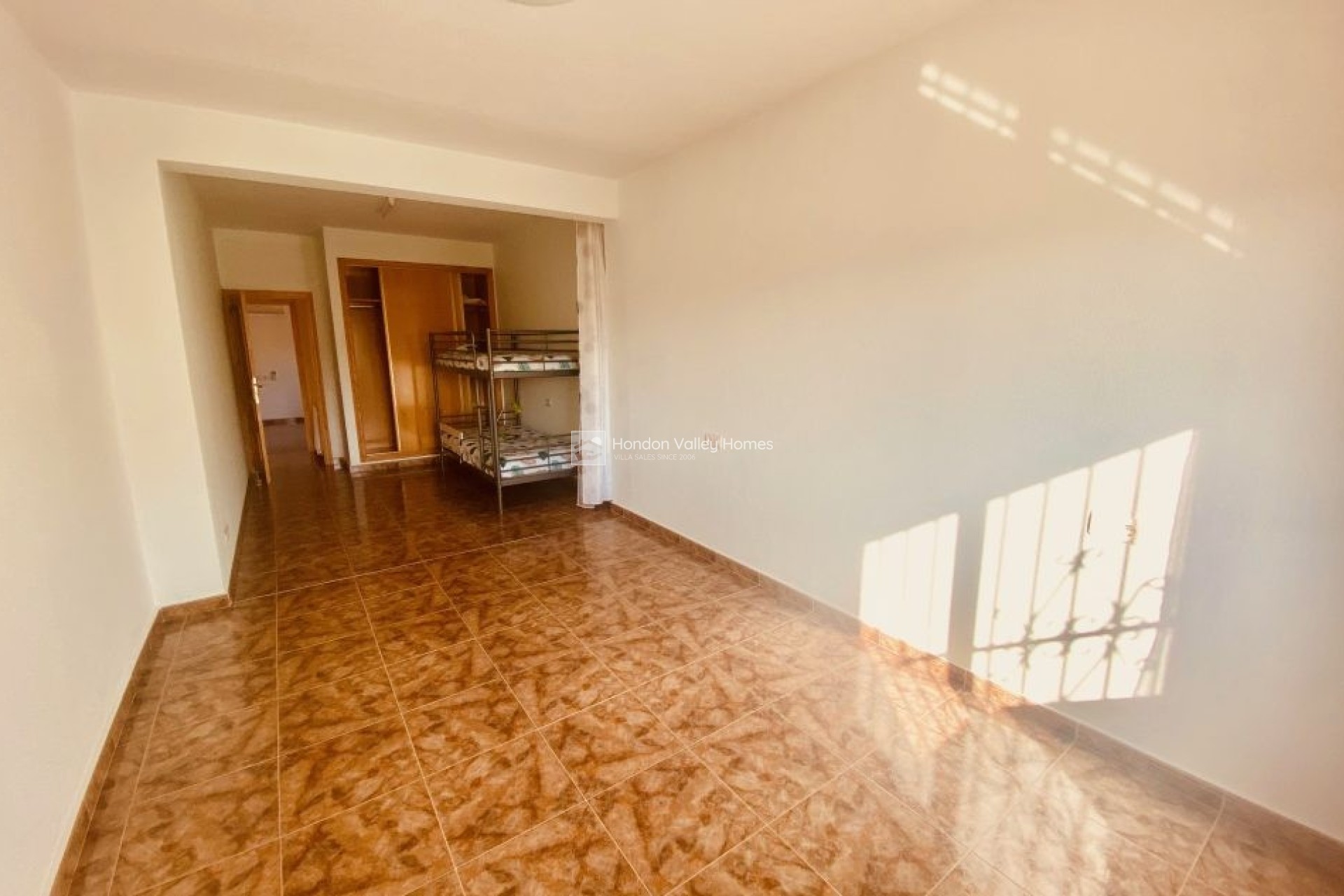 Resale - Villa - Macisvenda