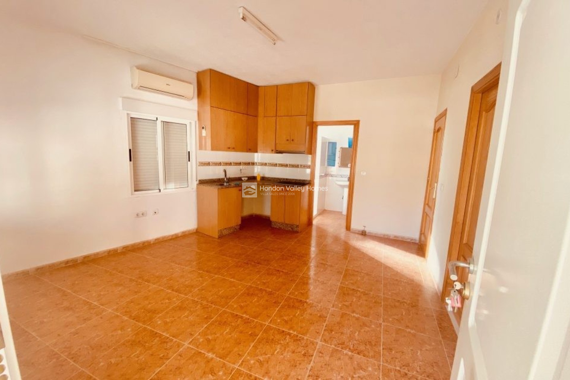Resale - Villa - Macisvenda